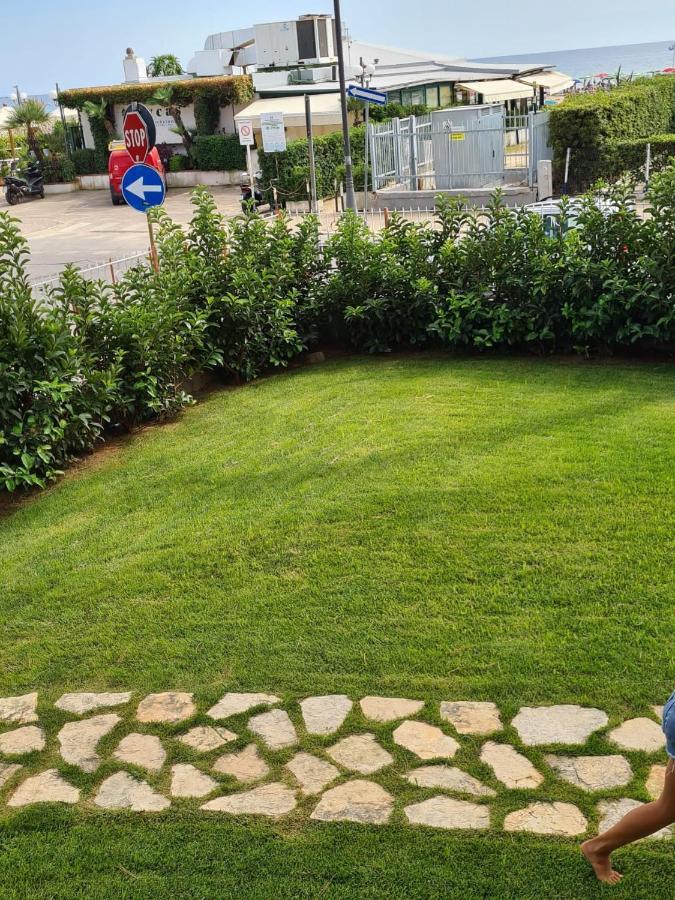 Apartamento La Pioggia Nel Pineto Gaeta Exterior foto