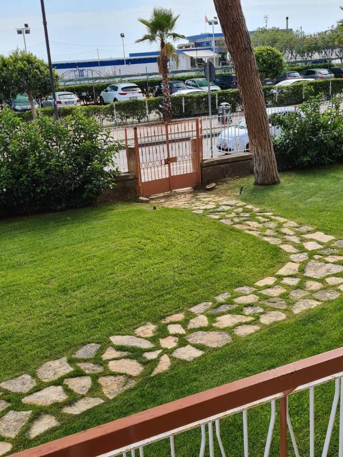 Apartamento La Pioggia Nel Pineto Gaeta Exterior foto