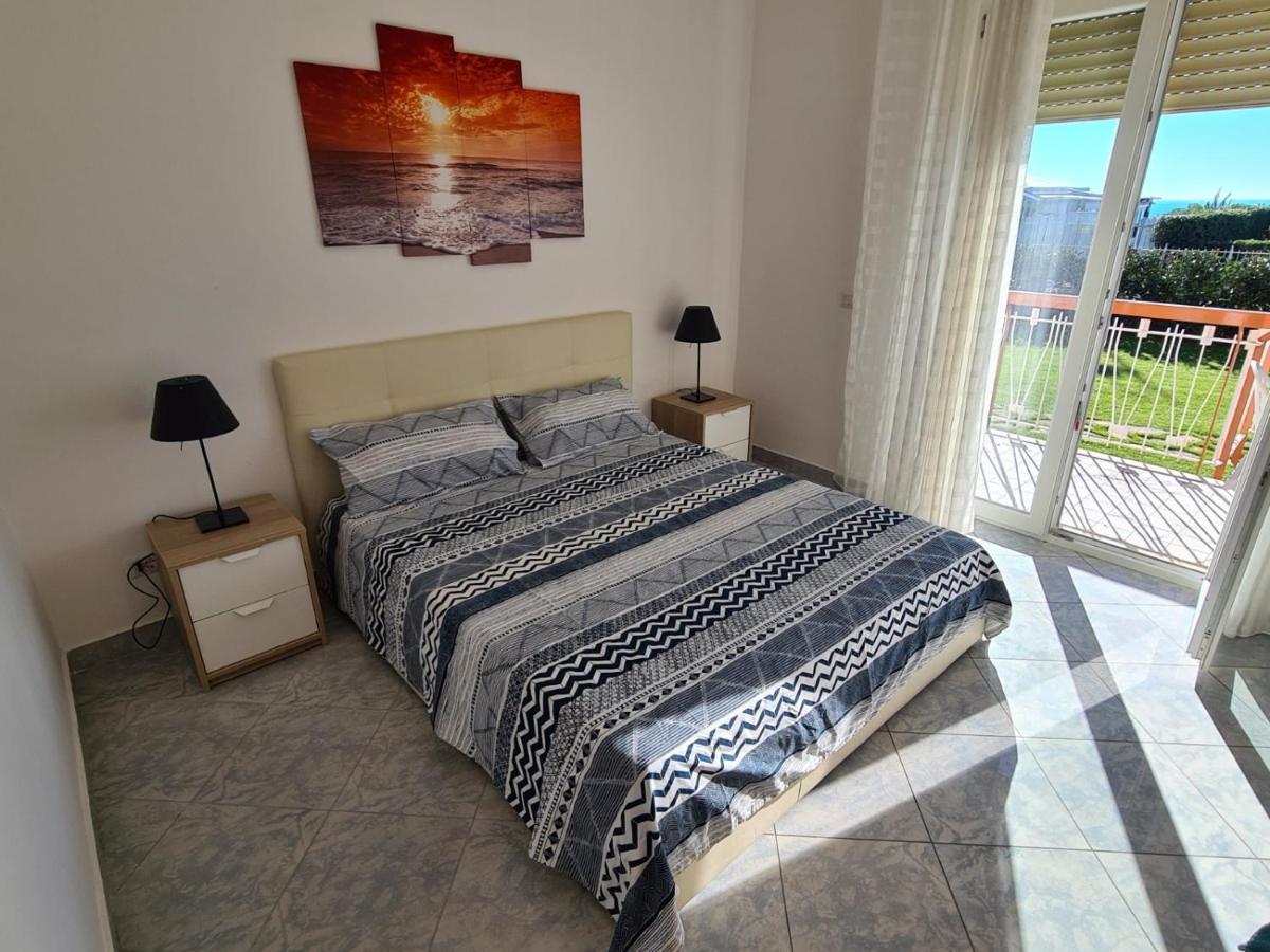 Apartamento La Pioggia Nel Pineto Gaeta Exterior foto